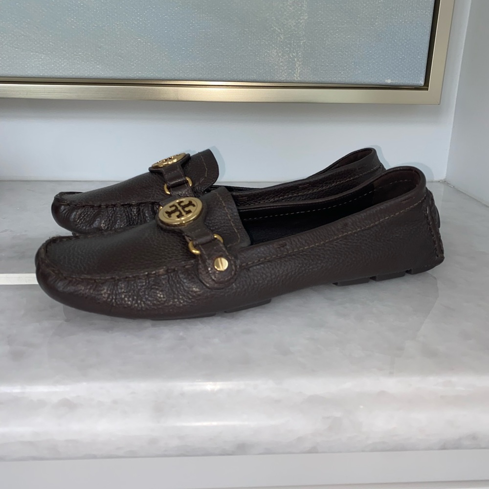 Tory Burch Like New Ladies Leather Driving Loafers Size 9.5